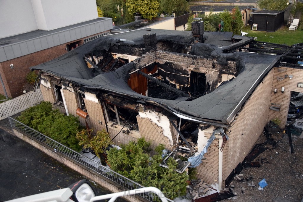 Feuer 2 Y Explo Koeln Hoehenhaus Scheuerhofstr P2008.JPG - Miklos Laubert